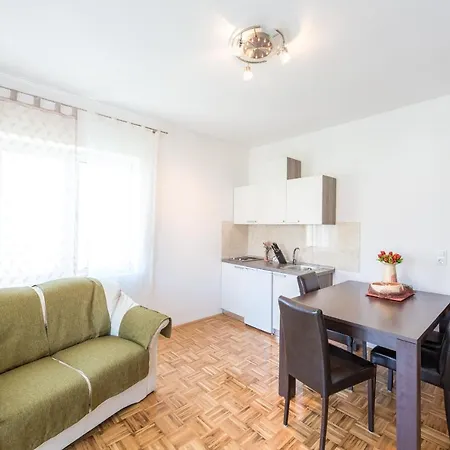 Apartment Angela