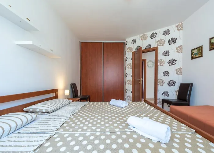 Angela * 杜布罗夫尼克