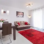 Angela Apartman *